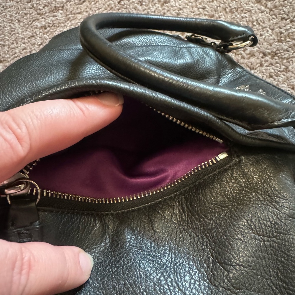 Black Coach Madison Lindsey Leather Tote with Zip Closure and Front Pocket EUC - Picture 8 of 9